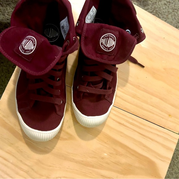 Palladium original women’s sneakers - Picture 1 of 6
